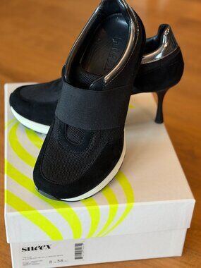 The Icon Hy-Heel from Sneex in Black
